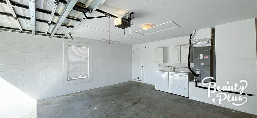 For Rent: $2,200 (3 beds, 2 baths, 1296 Square Feet)
