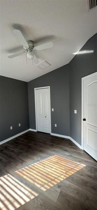 For Rent: $2,200 (3 beds, 2 baths, 1296 Square Feet)