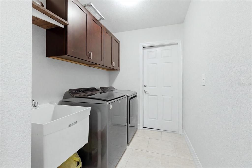 En Venta: $328,000 (3 camas, 2 baños, 1670 Pies cuadrados)