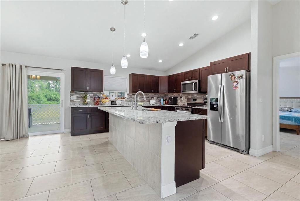 En Venta: $328,000 (3 camas, 2 baños, 1670 Pies cuadrados)