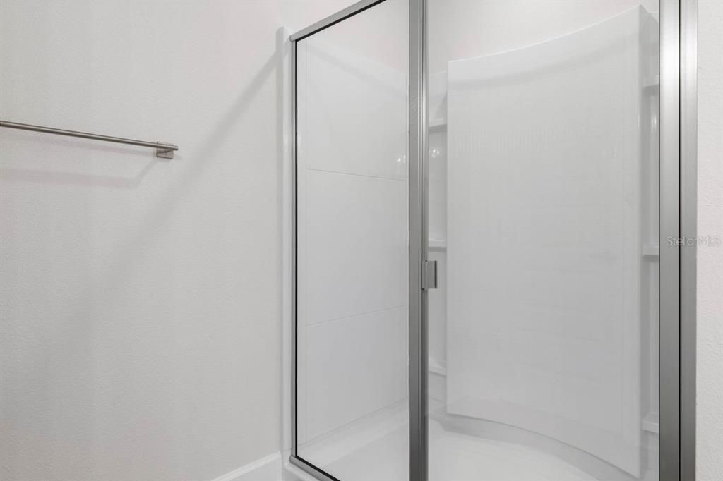 En Venta: $343,900 (4 camas, 2 baños, 1635 Pies cuadrados)