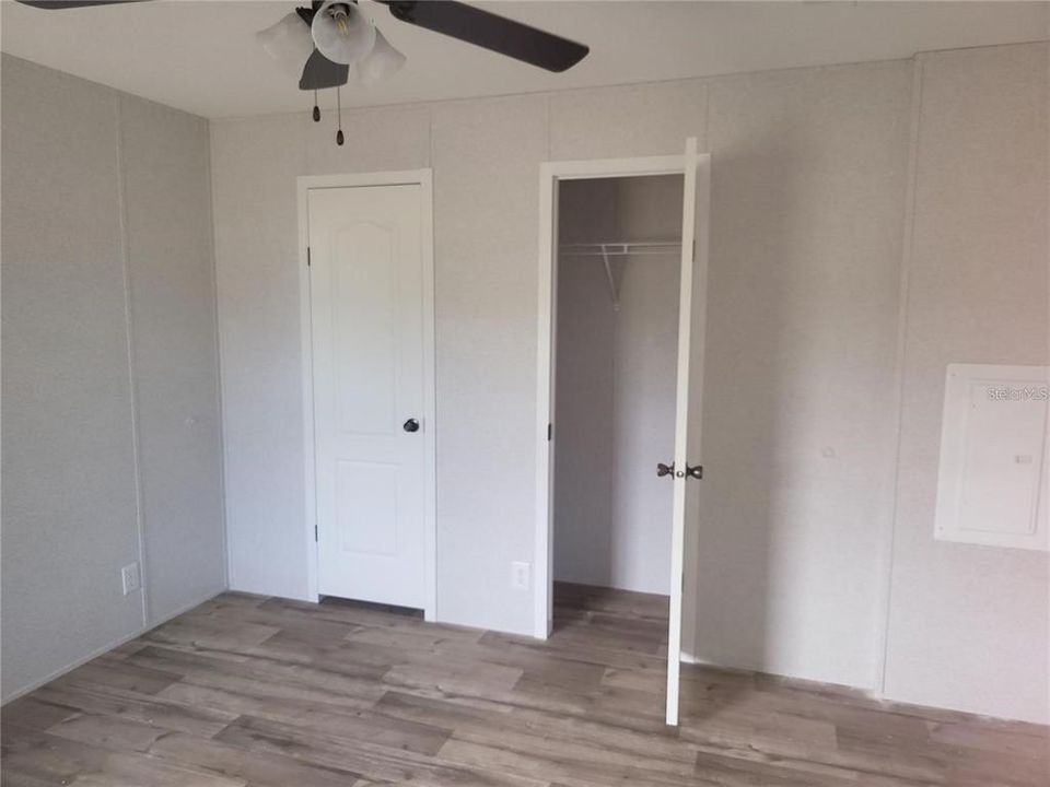 For Rent: $1,400 (2 beds, 2 baths, 896 Square Feet)