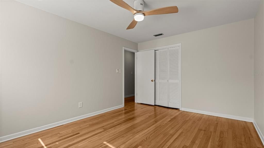 For Sale: $495,000 (4 beds, 2 baths, 2516 Square Feet)