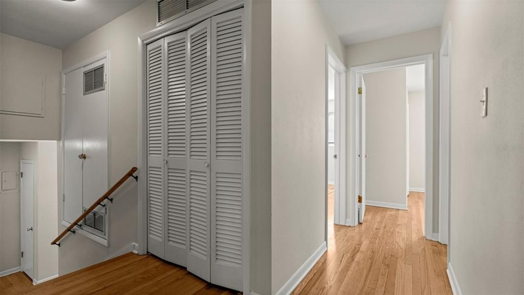 For Sale: $495,000 (4 beds, 2 baths, 2516 Square Feet)