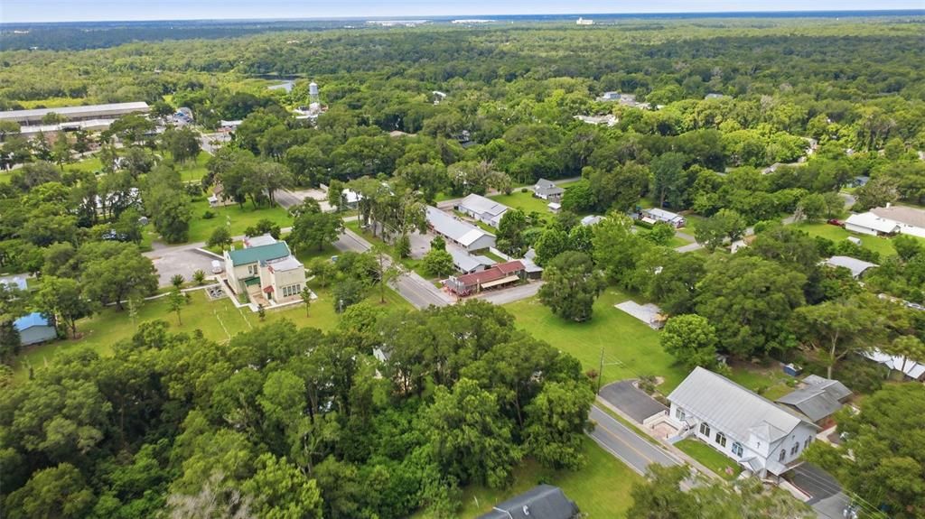 待售: $299,000 (1.45 acres)