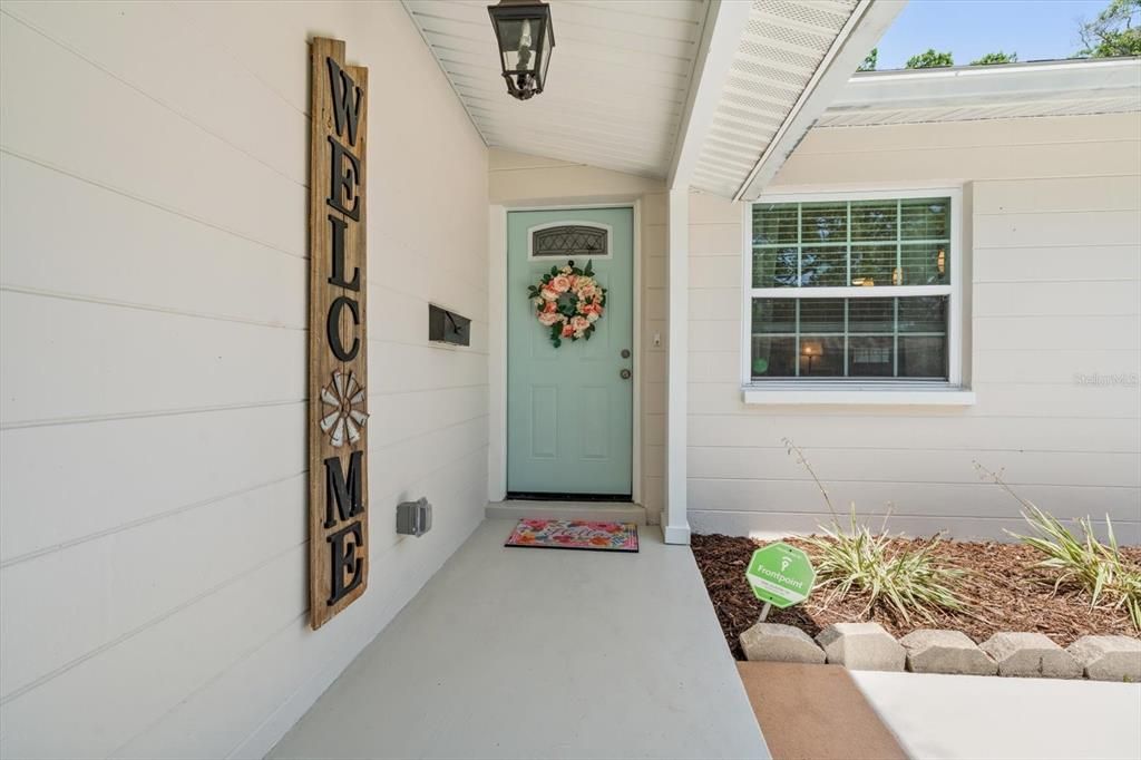 For Sale: $425,000 (3 beds, 2 baths, 1370 Square Feet)