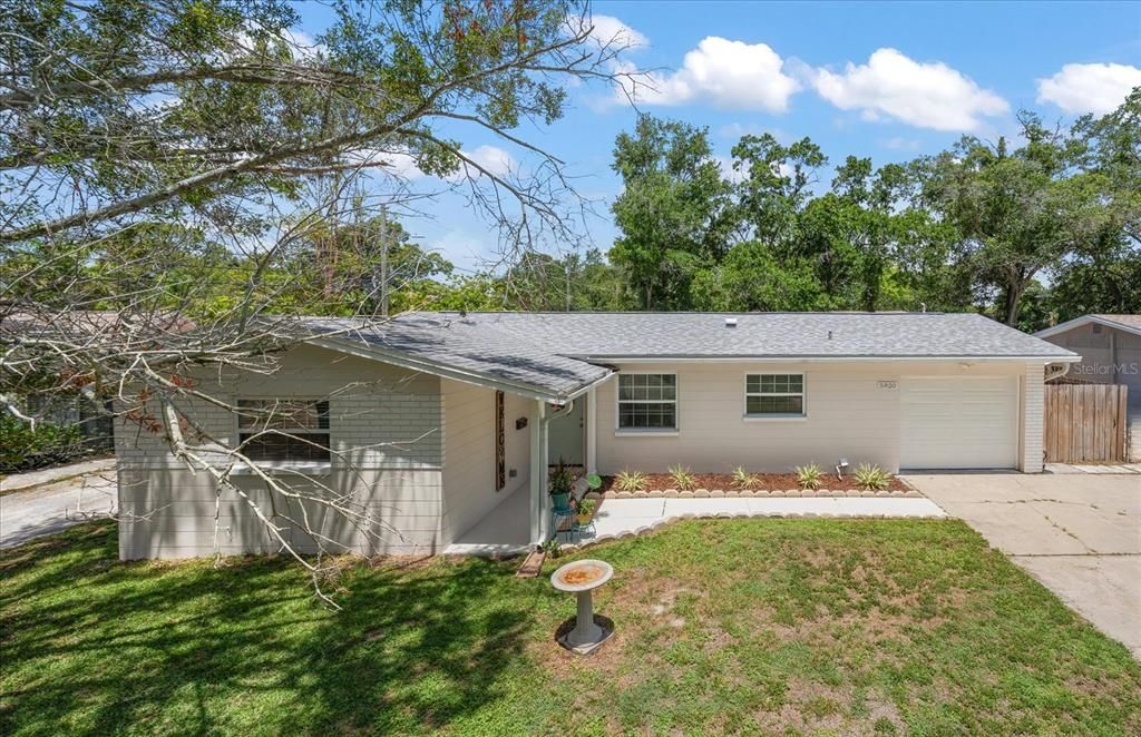 For Sale: $425,000 (3 beds, 2 baths, 1370 Square Feet)