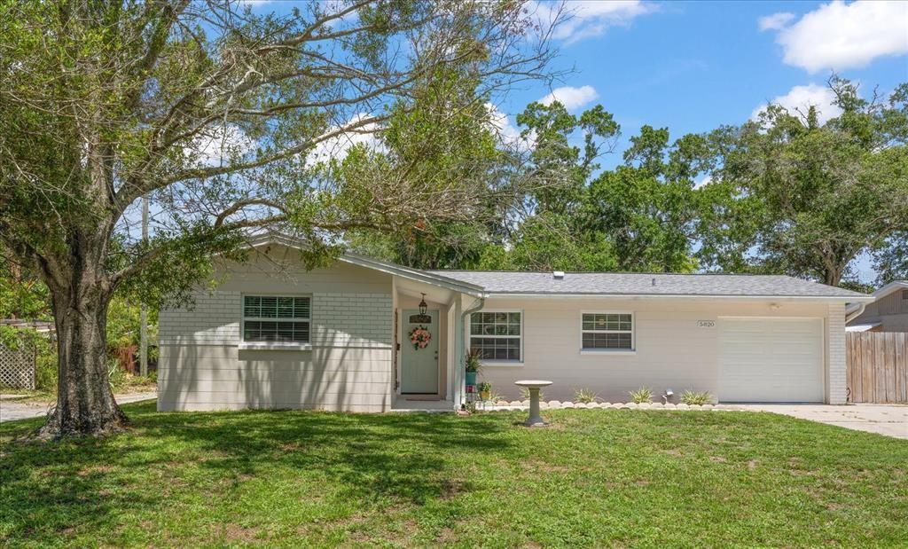 For Sale: $425,000 (3 beds, 2 baths, 1370 Square Feet)