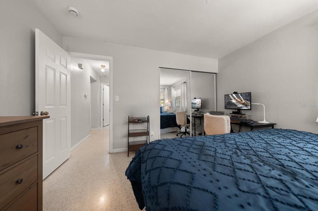 For Sale: $425,000 (3 beds, 2 baths, 1370 Square Feet)