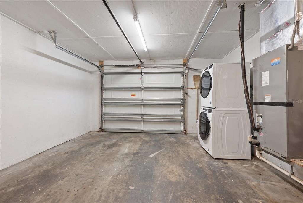 For Sale: $425,000 (3 beds, 2 baths, 1370 Square Feet)