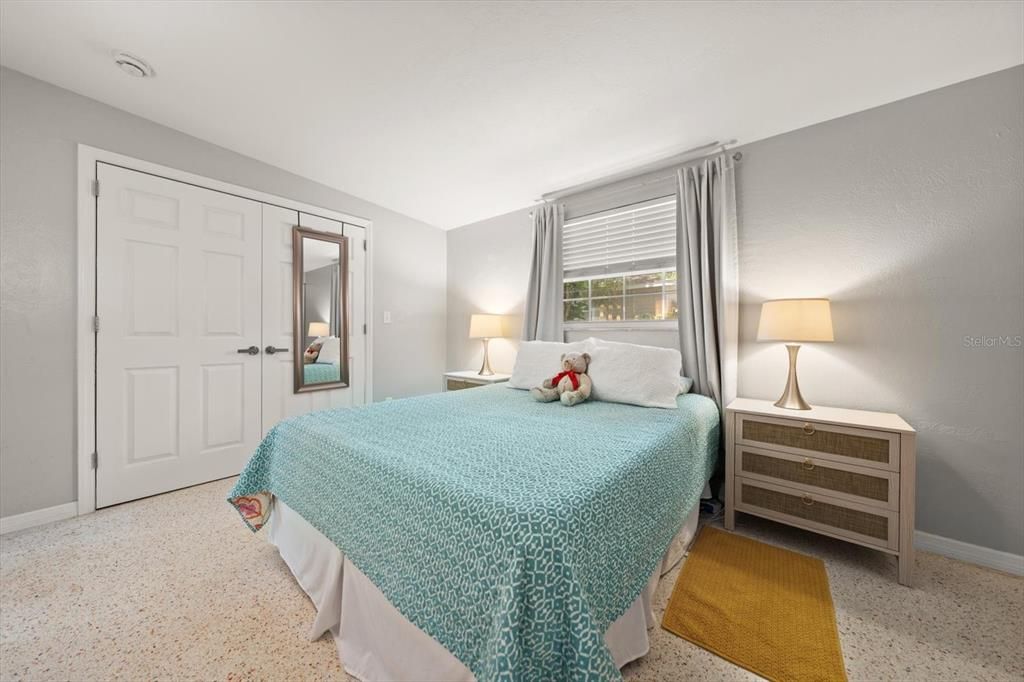 For Sale: $425,000 (3 beds, 2 baths, 1370 Square Feet)