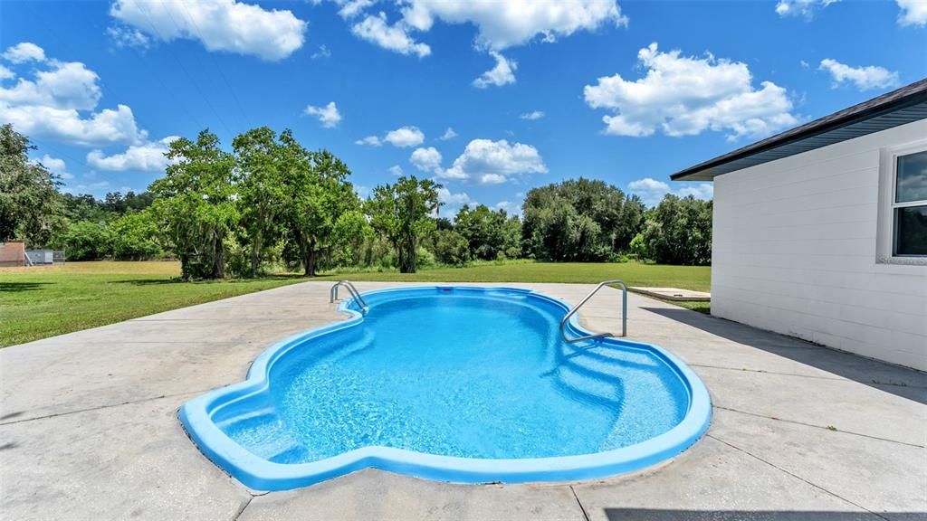 En Venta: $499,900 (3 camas, 2 baños, 1372 Pies cuadrados)