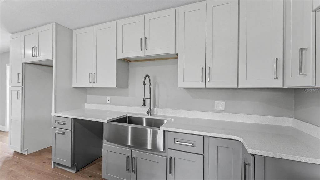 En Venta: $499,900 (3 camas, 2 baños, 1372 Pies cuadrados)