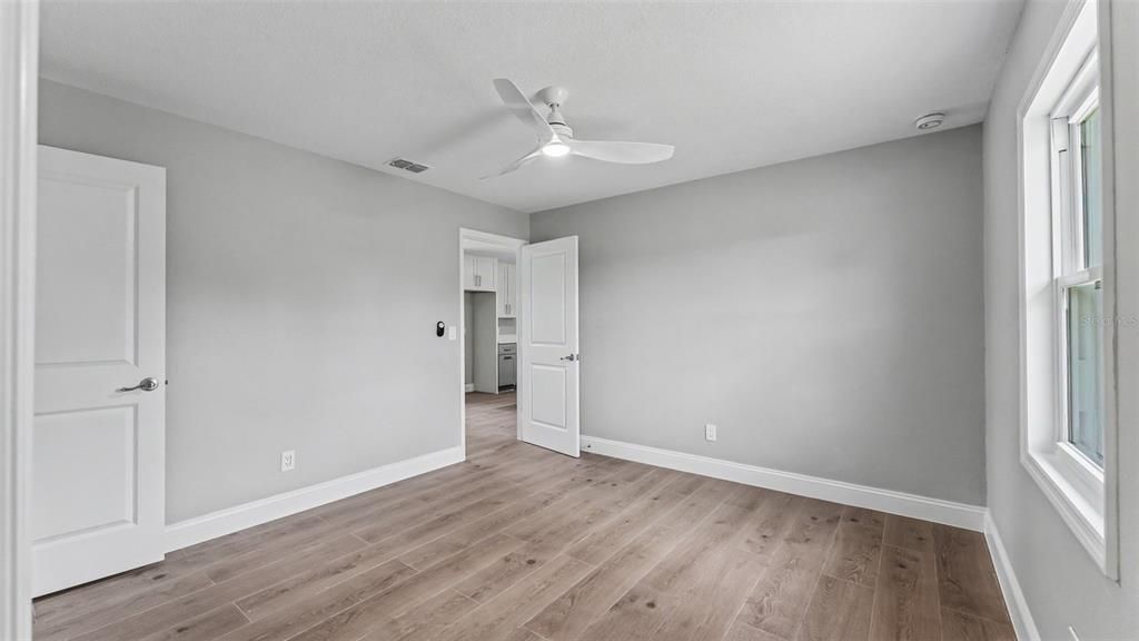 En Venta: $499,900 (3 camas, 2 baños, 1372 Pies cuadrados)