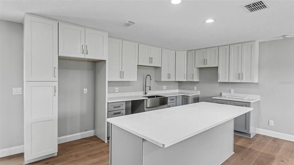 En Venta: $499,900 (3 camas, 2 baños, 1372 Pies cuadrados)