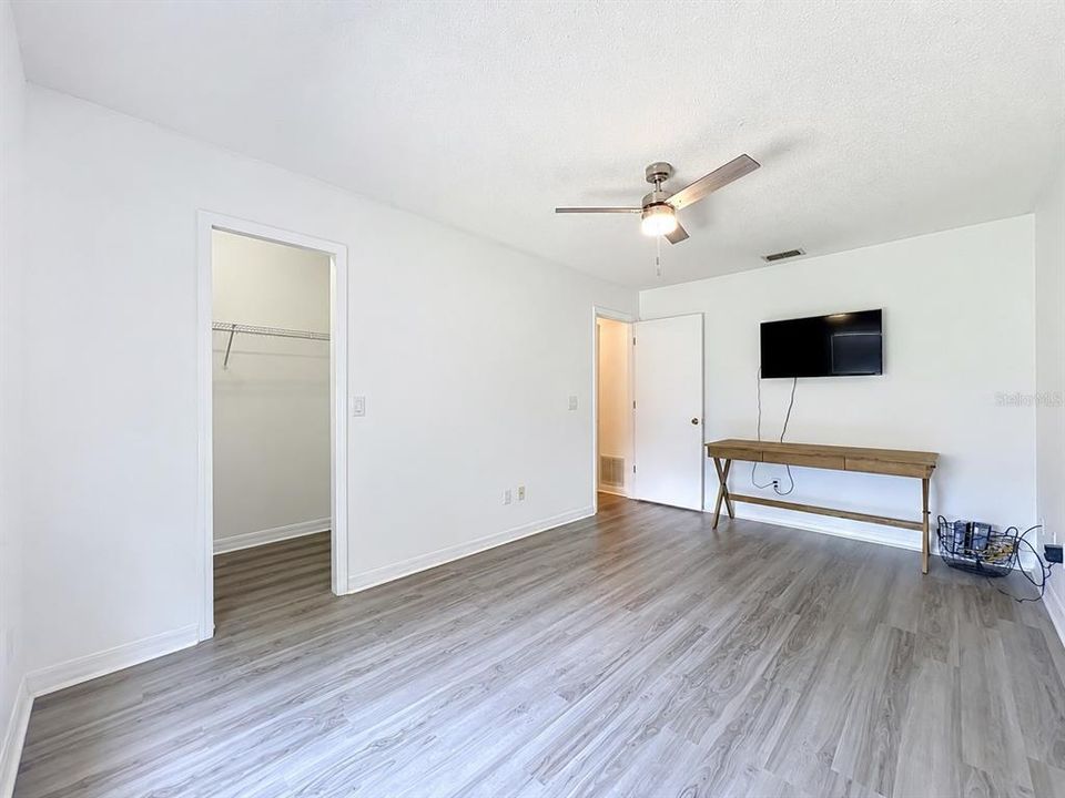 En Venta: $315,000 (2 camas, 2 baños, 985 Pies cuadrados)