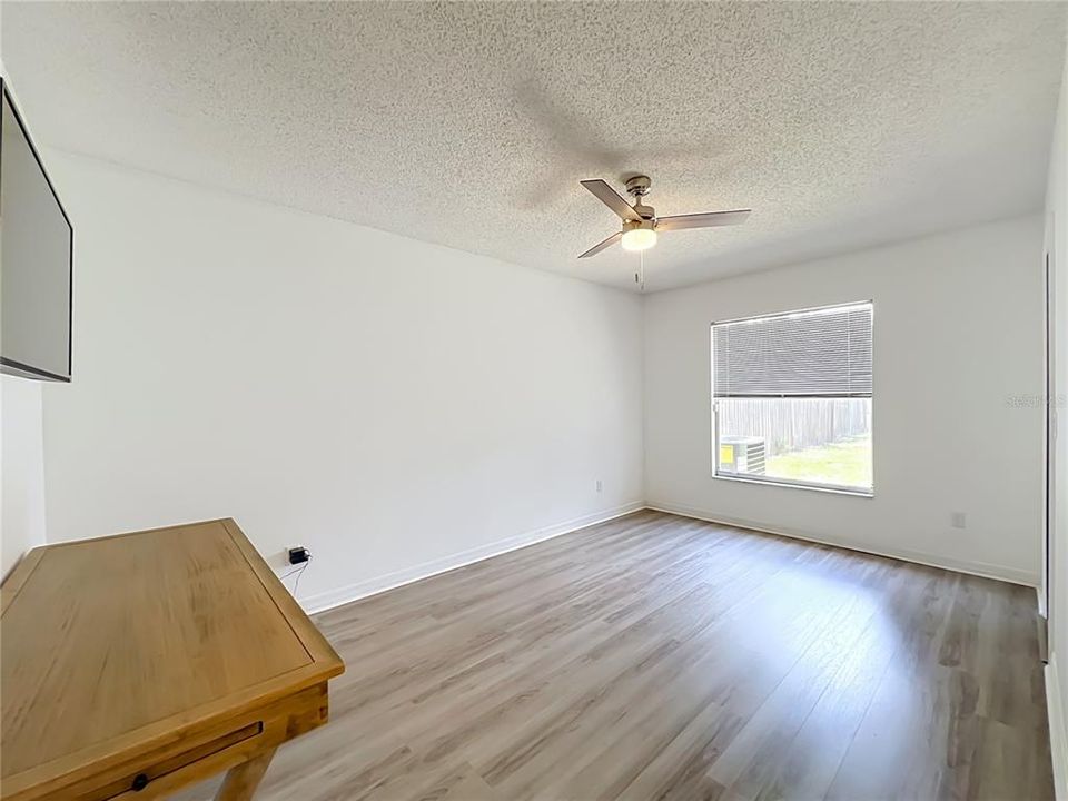 En Venta: $315,000 (2 camas, 2 baños, 985 Pies cuadrados)