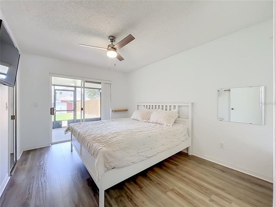 En Venta: $315,000 (2 camas, 2 baños, 985 Pies cuadrados)