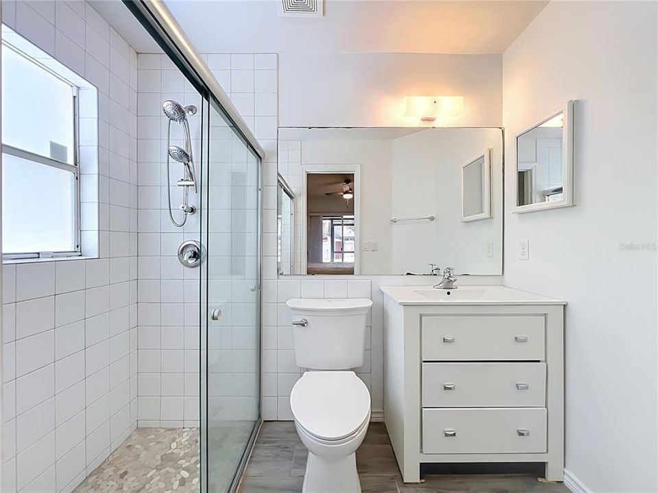 En Venta: $315,000 (2 camas, 2 baños, 985 Pies cuadrados)