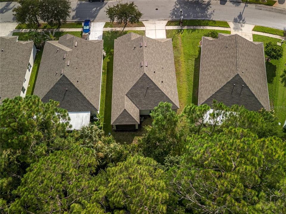 Activo con contrato: $359,000 (4 camas, 2 baños, 1956 Pies cuadrados)
