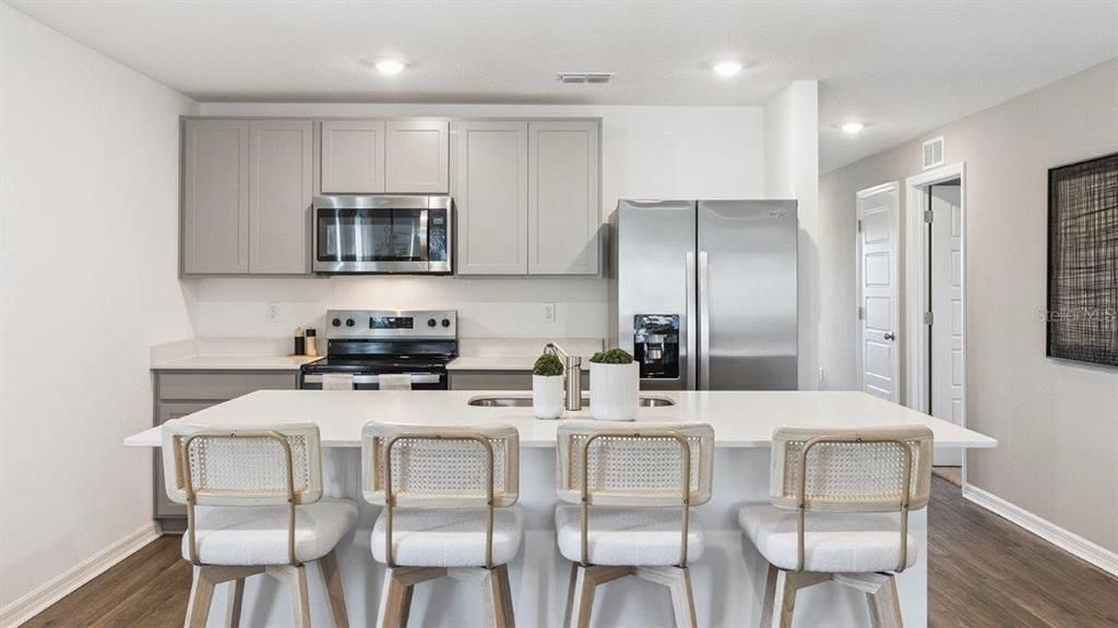 For Sale: $250,990 (4 beds, 2 baths, 1560 Square Feet)