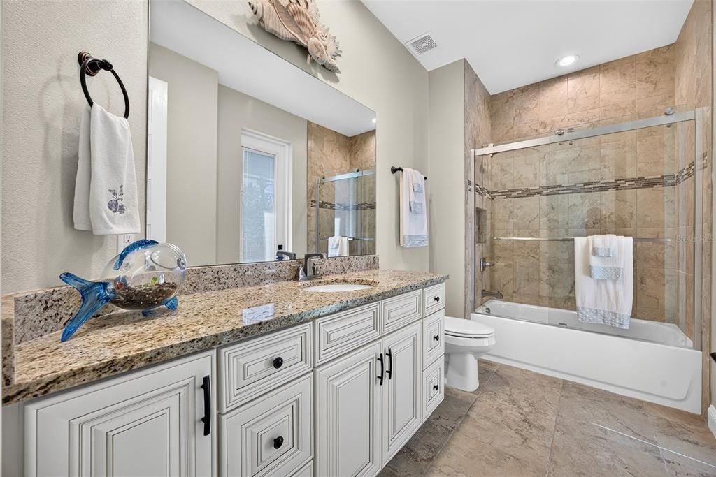 Active With Contract: $415,000 (3 beds, 2 baths, 1914 Square Feet)