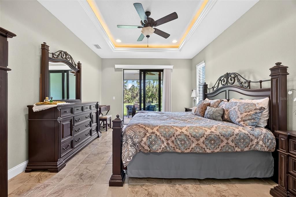 Active With Contract: $415,000 (3 beds, 2 baths, 1914 Square Feet)