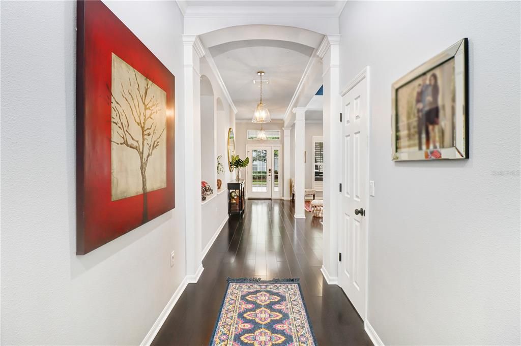 En Venta: $800,000 (3 camas, 2 baños, 2472 Pies cuadrados)