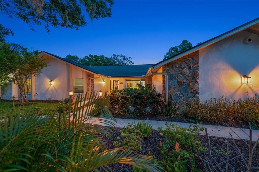 For Sale: $1,439,000 (4 beds, 3 baths, 3399 Square Feet)