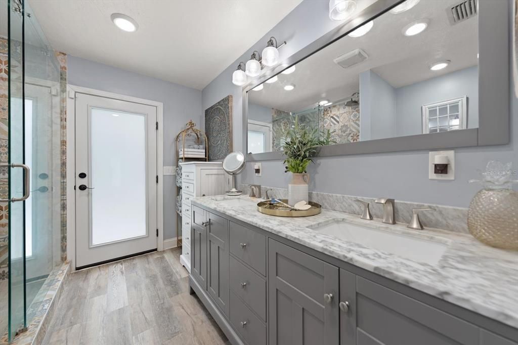For Sale: $1,439,000 (4 beds, 3 baths, 3399 Square Feet)