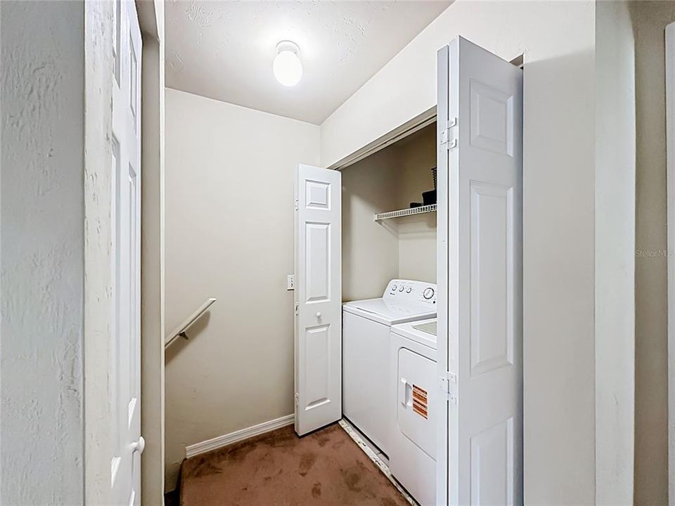 For Sale: $154,900 (2 beds, 2 baths, 986 Square Feet)