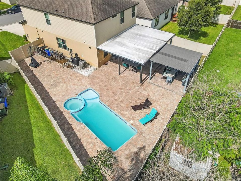 На продажу: $495,900 (4 спален, 2 ванн, 2204 Квадратных фут)
