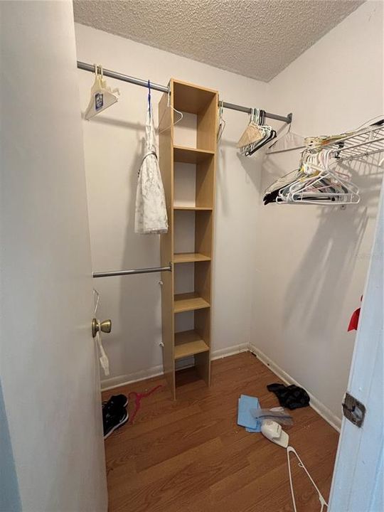 На продажу: $225,000 (2 спален, 2 ванн, 1336 Квадратных фут)