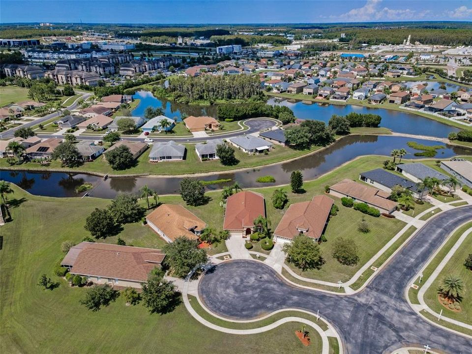 En Venta: $395,000 (3 camas, 2 baños, 2032 Pies cuadrados)