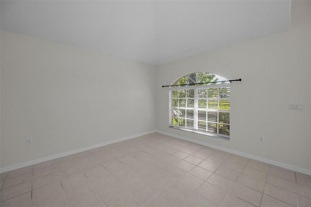 En Venta: $395,000 (3 camas, 2 baños, 2032 Pies cuadrados)