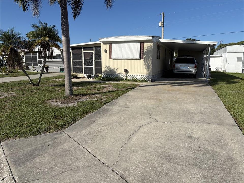 For Sale: $89,000 (1 beds, 1 baths, 552 Square Feet)