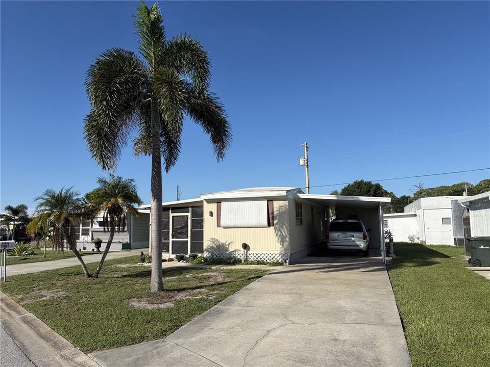 For Sale: $89,000 (1 beds, 1 baths, 552 Square Feet)