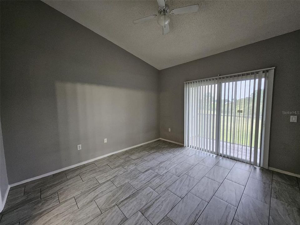 For Rent: $1,750 (3 beds, 2 baths, 1013 Square Feet)
