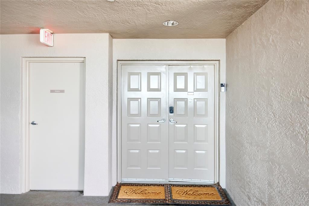 For Rent: $4,700 (2 beds, 2 baths, 1486 Square Feet)
