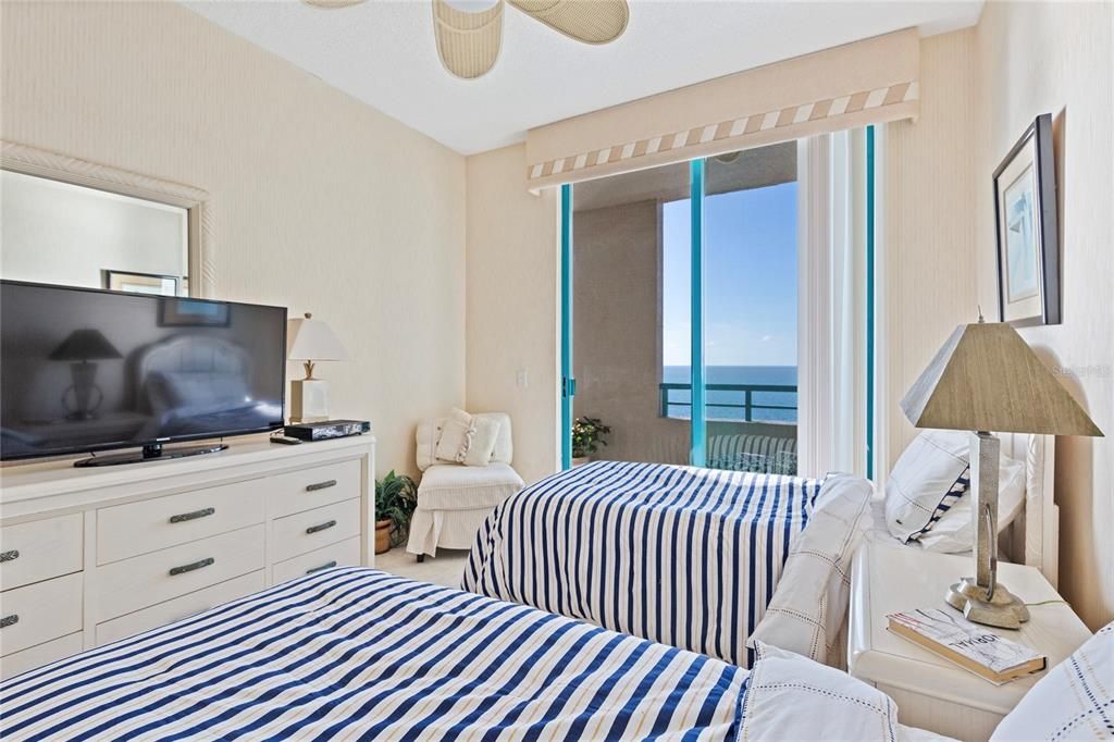 For Rent: $4,700 (2 beds, 2 baths, 1486 Square Feet)