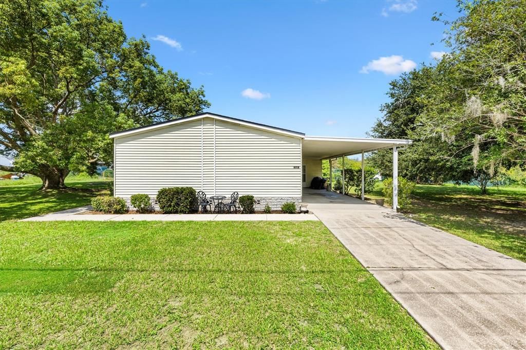 Active With Contract: $125,000 (3 beds, 2 baths, 1152 Square Feet)
