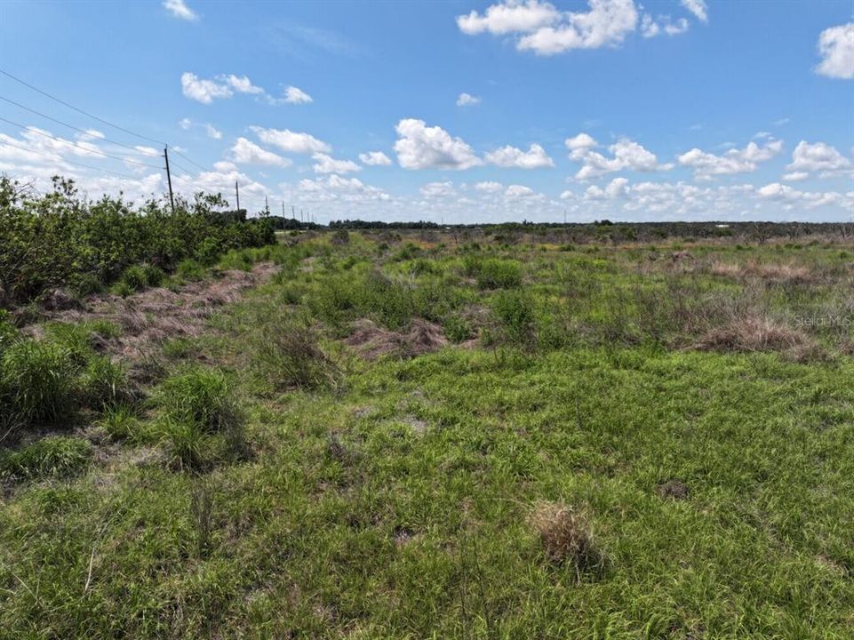En Venta: $1,440,000 (90.00 acres)