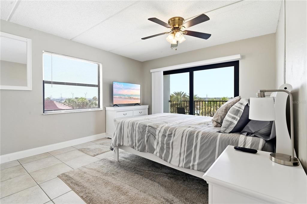 For Sale: $459,000 (3 beds, 2 baths, 1413 Square Feet)