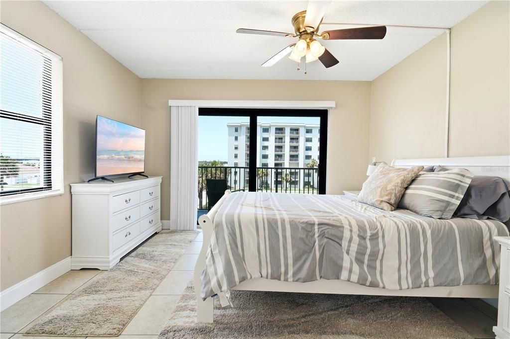 For Sale: $459,000 (3 beds, 2 baths, 1413 Square Feet)