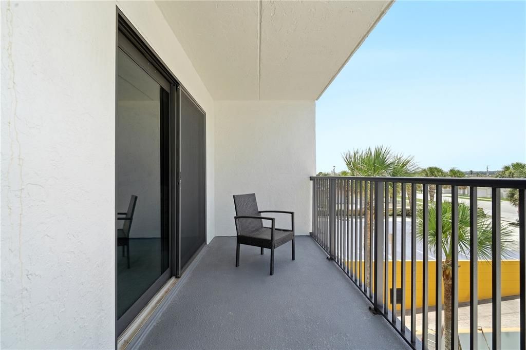 For Sale: $459,000 (3 beds, 2 baths, 1413 Square Feet)
