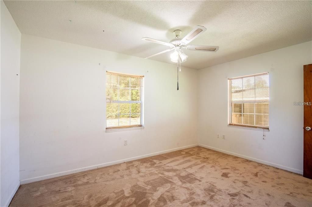 For Sale: $299,900 (0 beds, 0 baths, 1176 Square Feet)