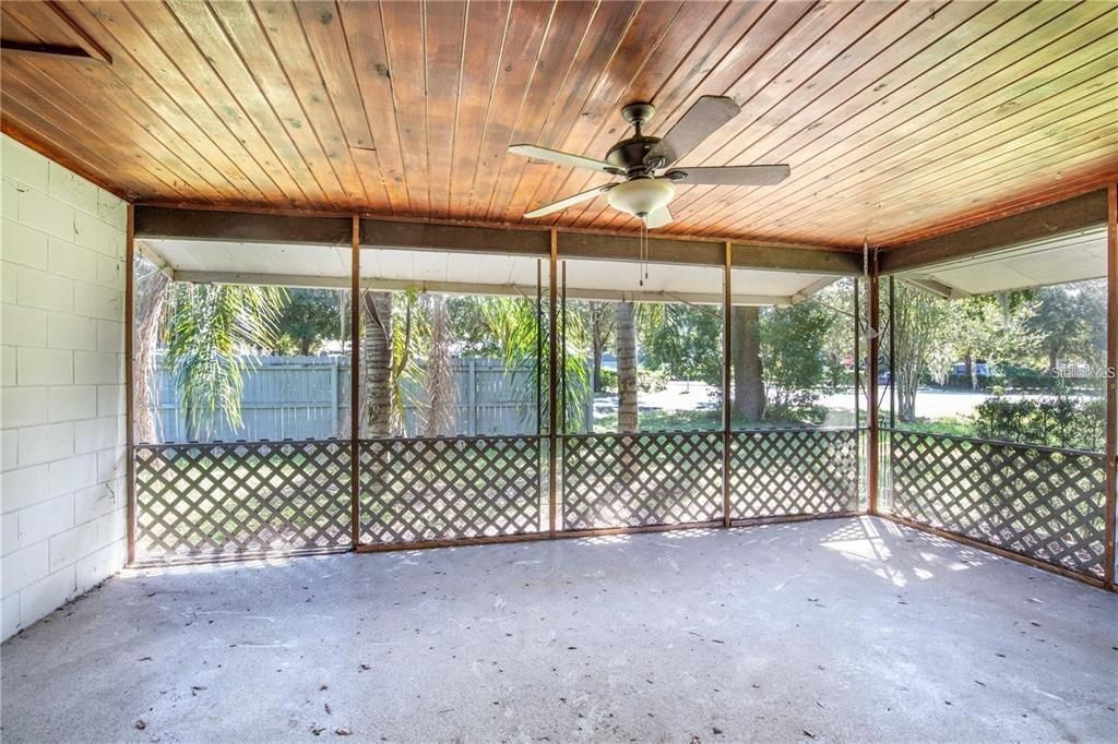 En Venta: $299,900 (0 camas, 0 baños, 1176 Pies cuadrados)