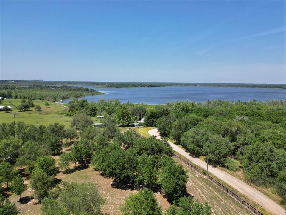 En Venta: $250,000 (6.99 acres)