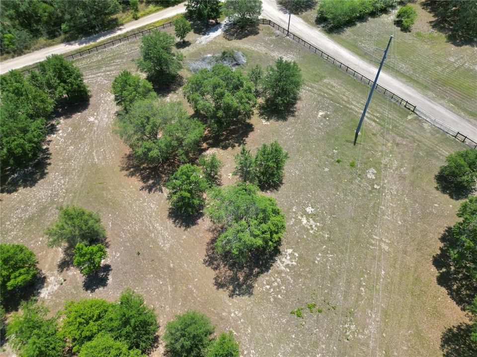 En Venta: $250,000 (6.99 acres)