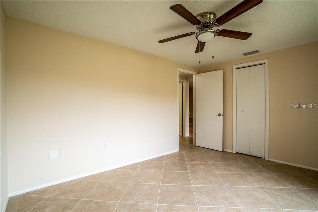For Rent: $2,100 (3 beds, 2 baths, 1519 Square Feet)